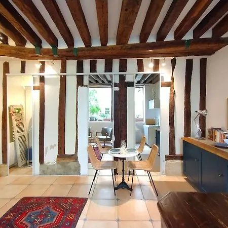 Cozy Marais Parigi